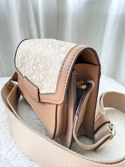 DKNY Flap Crossbody – Beige/Brun
