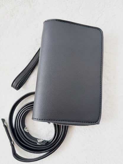NYPD Crossbody & Handledsväska i Svart