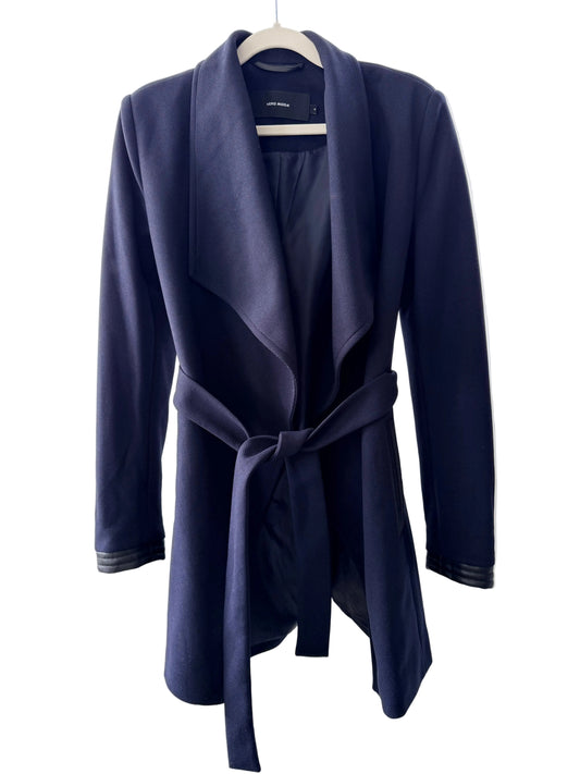 Vero Moda Marinblå Kappa med Draperad Krage