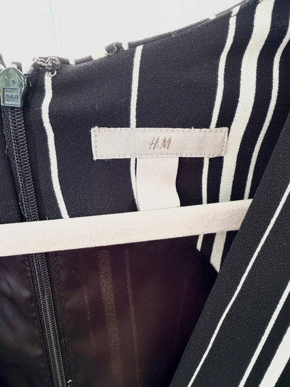 H&M Randig Jumpsuit med Omlott & Knytskärp