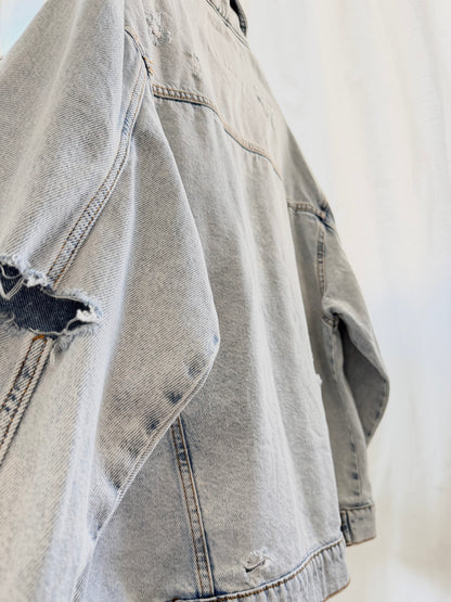 Pull & Bear Oversize Jeansjacka med Slitningar