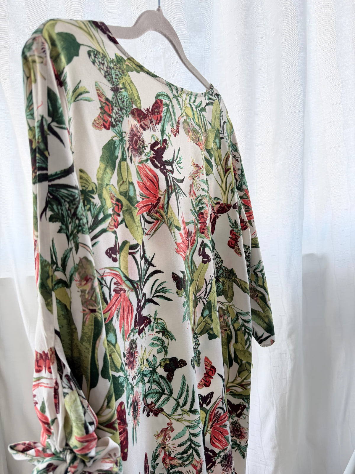 H&M Mönstrad Tunikaklänning med Knyt i Ärm