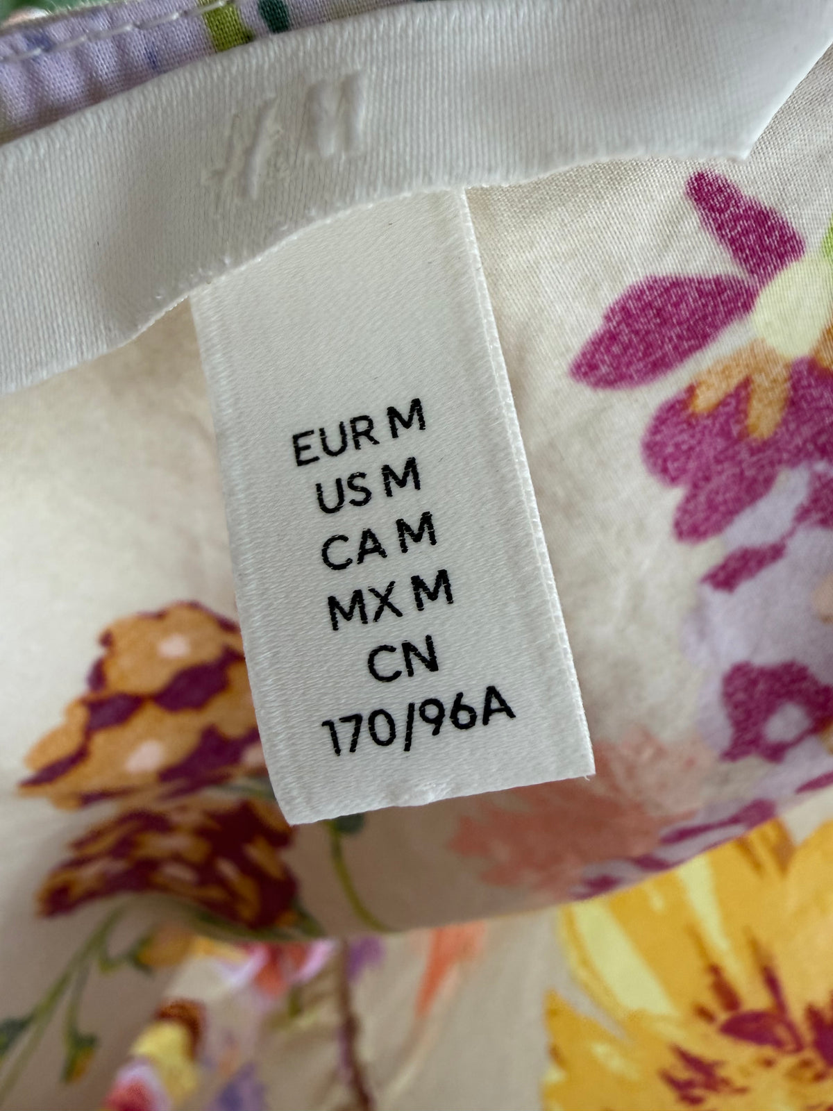 H&M Luftig Blomklänning med Trekvartsärm