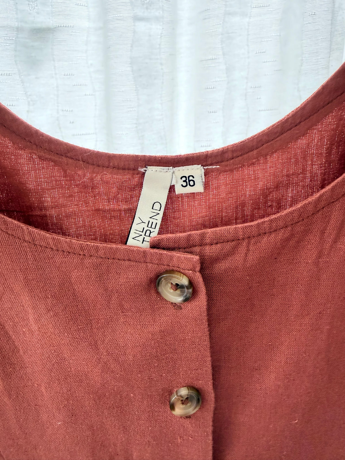 NLY Trend Linneklänning m. Knappar – Rostbrun