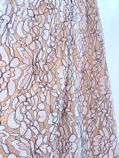 Uttam Boutique Elegans Spetsklänning m. Nudefoder
