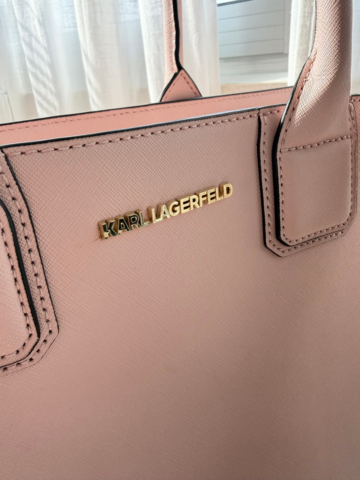 Karl Lagerfeld Pastellrosa Saffiano Tote