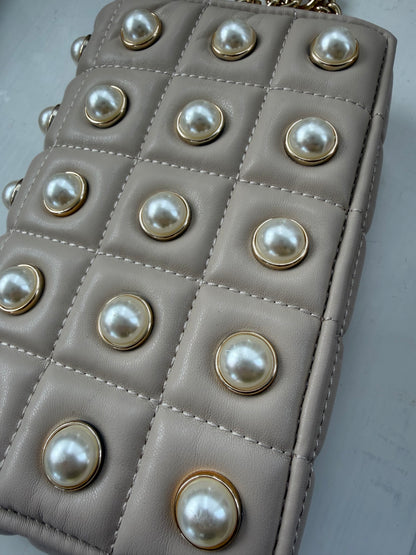 Zara Axelremsväska i Beige med Pärldetaljer